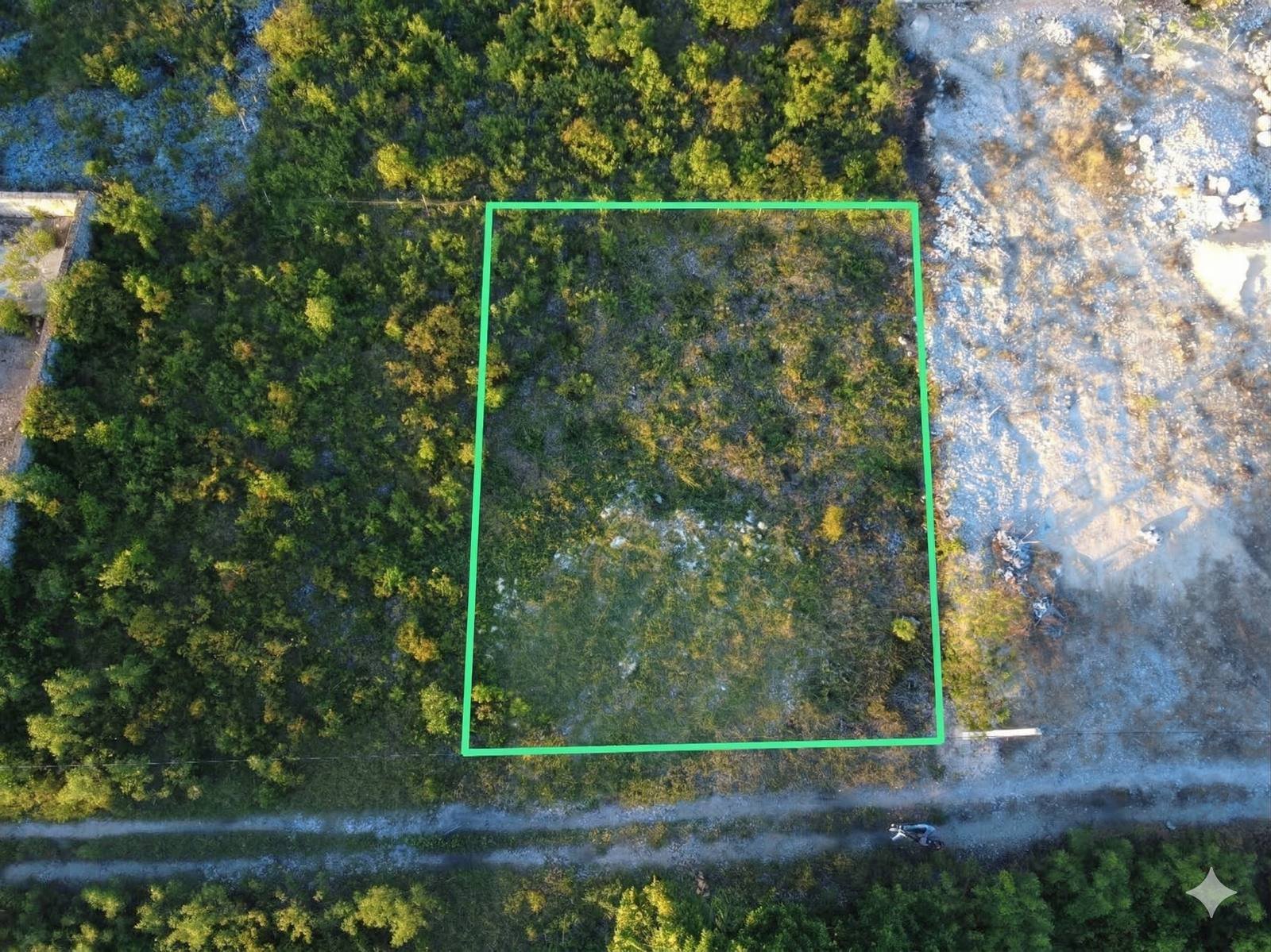 Terreno en Verón — Doble Vía en Verón, Punta Cana — casi al final de la doble vía — foto 2