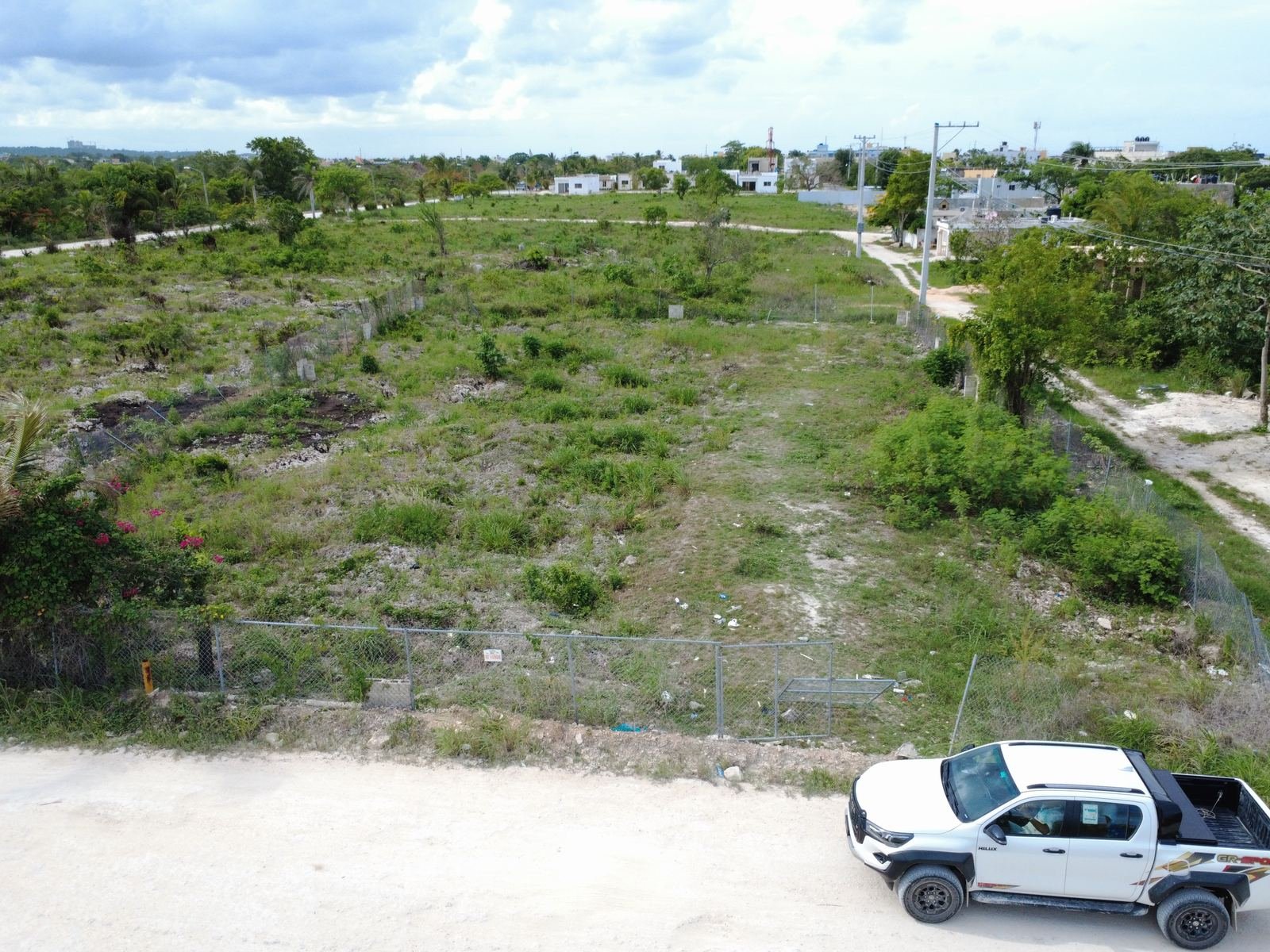 Terreno en las dos yardas Verón en Verón, cerca de la calle principal — foto 6